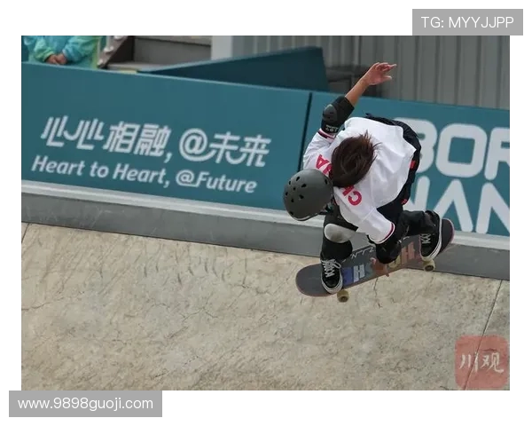 北京滑板队勇攀极限运动世界杯高峰的奋斗故事与荣耀时刻