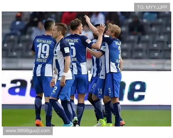 伯林赫塔与汉堡激战在即谁能在德乙赛场中笑到最后